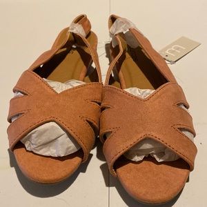 Maurices - Giana Blush Peep Toe Flat - Size 7 NWT